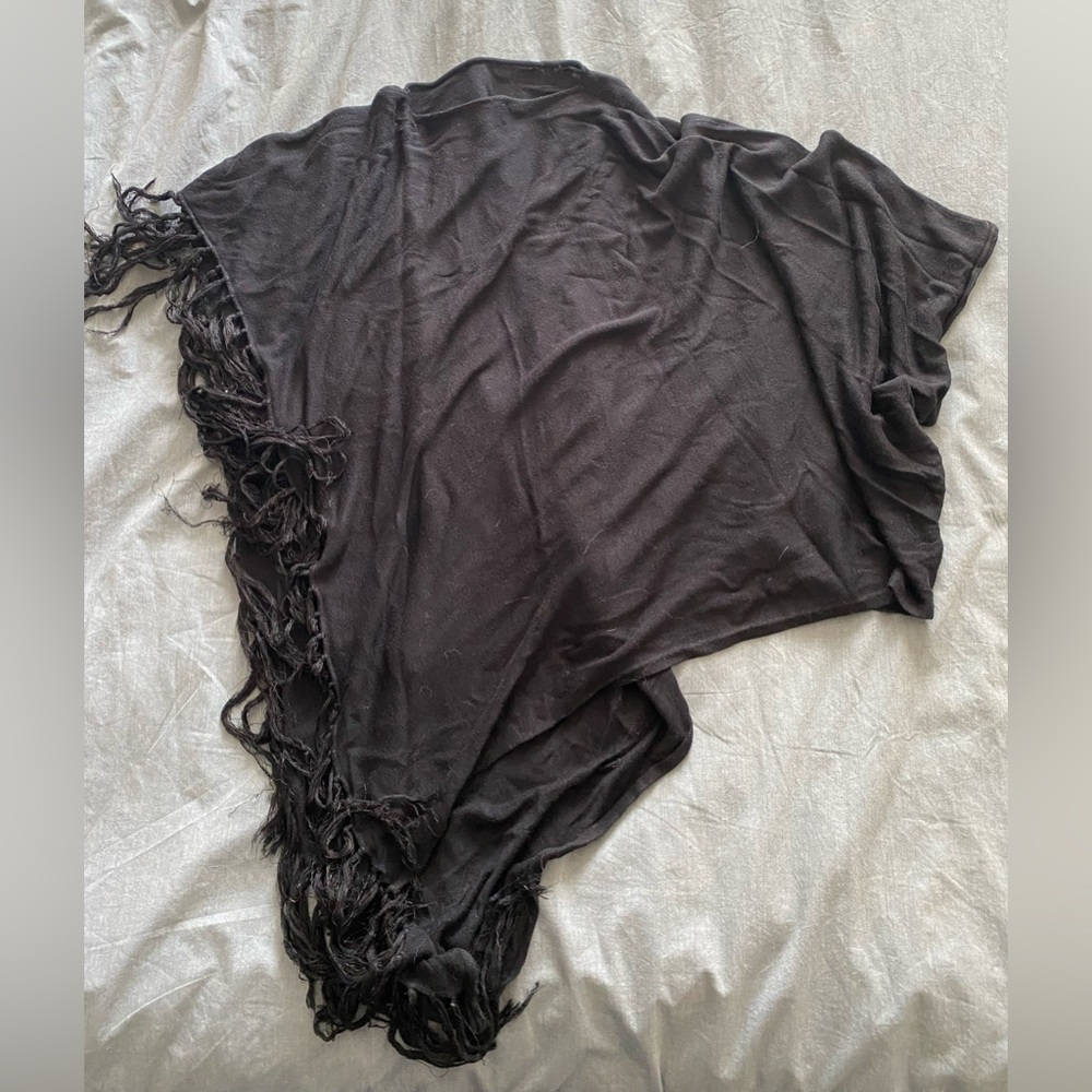Asymmetric poncho